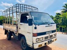 Isuzu ELF 1991 Lorry