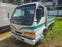 Isuzu ELF 2001 Lorry