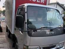 https://riyasewana.com/uploads/isuzu-elf-12181110182.jpg