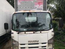 Isuzu ELF 2010 Lorry