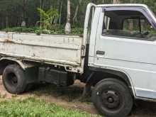 https://riyasewana.com/uploads/isuzu-elf-121953464872.jpg
