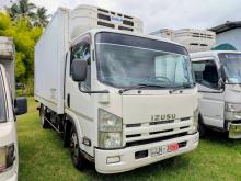 Isuzu ELF 2012 Lorry
