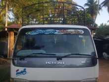 Isuzu ELF 2002 Lorry