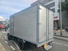 https://riyasewana.com/uploads/isuzu-elf-14-4-2000-721414612053.jpg