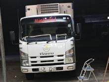 Isuzu ELF 2011 Lorry