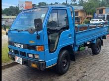 Isuzu ELF 1980 Lorry