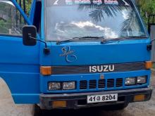 Isuzu ELF 1982 Lorry