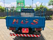 https://riyasewana.com/uploads/isuzu-elf-1484053494.jpg