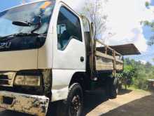 Isuzu ELF 1987 Lorry