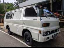 Isuzu ELF 150 Root 1987 Van