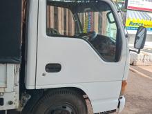 https://riyasewana.com/uploads/isuzu-elf-150-3112234517773.jpg