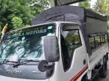 https://riyasewana.com/uploads/isuzu-elf-150-7141822407229.jpg