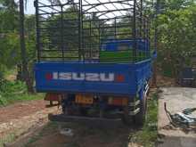 Isuzu Elf 1980 Lorry