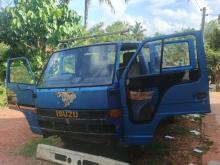 Isuzu ELF 1980 Lorry