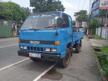 Isuzu Elf 1981 Lorry
