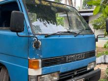 Isuzu ELF 1982 Lorry