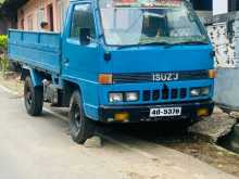 Isuzu Elf 1979 Lorry