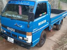 Isuzu ELF 1980 Lorry