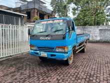 Isuzu ELF 1980 Lorry