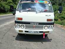 Isuzu ELF 1989 Van