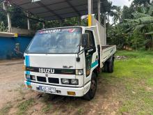 Isuzu ELF 1987 Lorry