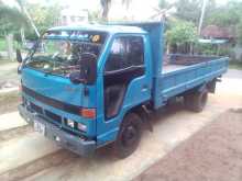 Isuzu ELF 1987 Lorry