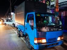 Isuzu ELF 1996 Lorry