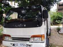 Isuzu Elf 1986 Lorry