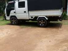 Isuzu Elf 1986 Crew Cab