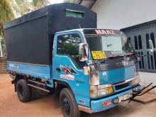 Isuzu ELF 2002 Lorry