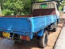 Isuzu ELF 1974 Lorry