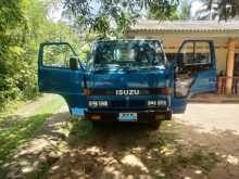 Isuzu ELF 1975 Lorry