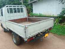 https://riyasewana.com/uploads/isuzu-elf-1976-113210112012.jpg