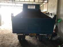 https://riyasewana.com/uploads/isuzu-elf-1976-2311221812522.jpg
