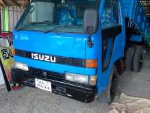 Isuzu Elf 1976 Lorry