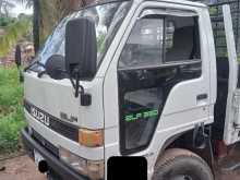 Isuzu ELF 1977 Lorry
