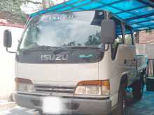 Isuzu ELF 1977 Crew Cab