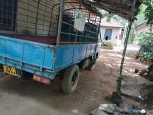 https://riyasewana.com/uploads/isuzu-elf-1979-916594712092.jpg