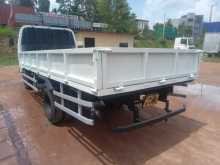 https://riyasewana.com/uploads/isuzu-elf-1980-1621432012784.jpg