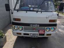 Isuzu ELF 1980 Van