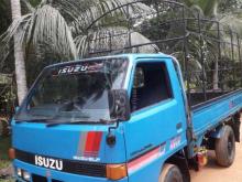 Isuzu Elf 1980 Lorry