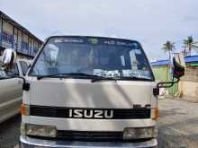 Isuzu ELF 1980 Crew Cab