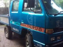 https://riyasewana.com/uploads/isuzu-elf-1980-3821111273236.jpg