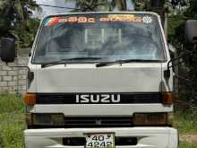 Isuzu ELF 1980 Lorry