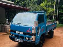https://riyasewana.com/uploads/isuzu-elf-1981-1514163212692.jpg