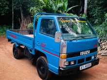 Isuzu Elf 1981 Lorry