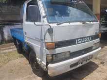 Isuzu Elf 1981 Lorry