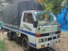 Isuzu ElF 1981 Lorry