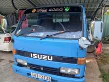 https://riyasewana.com/uploads/isuzu-elf-1981-2622513412984.jpg