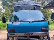Isuzu ELF 1981 Lorry